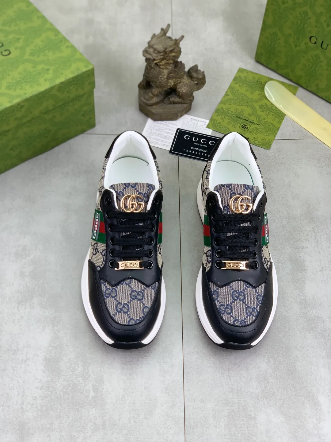 Men's shoes 💰P420💰[New model] (GUCCI) official website's latest 🎁🎁casual and fashionable men's shoes👟, hot style 💥 simple and elegant style, exclusive for trendy men. Unique official website latest brand double G element 👑Gucci original style Decoration, fashionable and generous, made of original frosted calfskin ✅ fully imported first-layer pigskin lining, the official website specifies wear-resistant, lightweight original rubber casual outsole, classic model taken in real life 🎬38-44 (customized for 45) 2️⃣ colors available